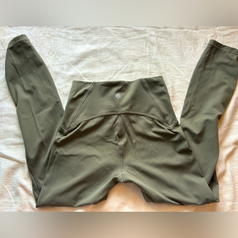 Lululemon leggings